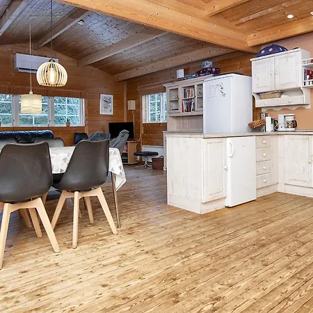 6 Person In F Rvang Holiday home